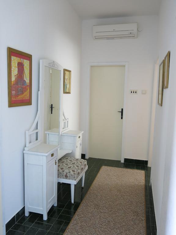 טרוגיר Apartments Coce חדר תמונה